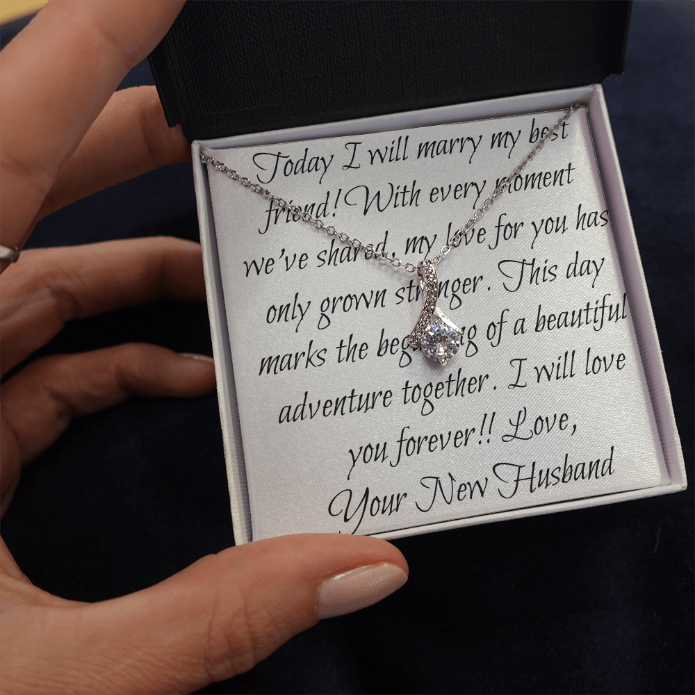 Alluring Beautiful Necklace for the one you love!